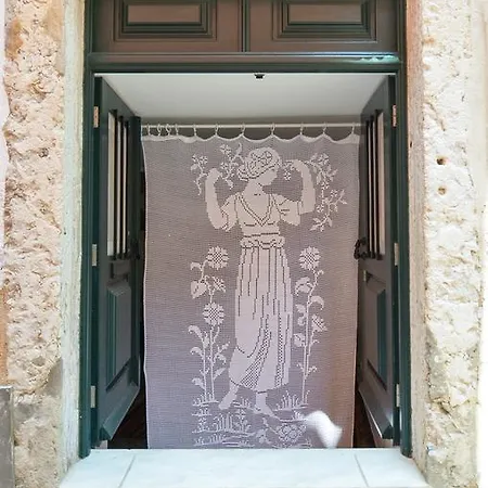 Penabuquel Studio * Lisbon